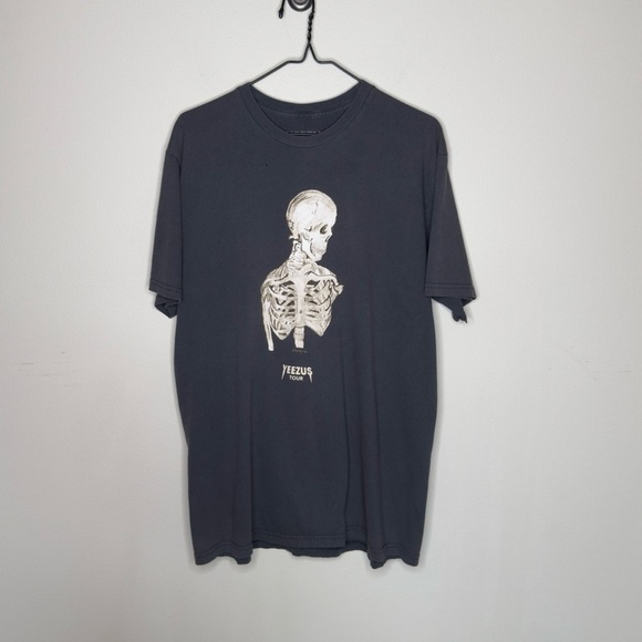 YEEZUS Tour 2014 Skeleton Eagle T Shirt RARE - Picture 2 of 6